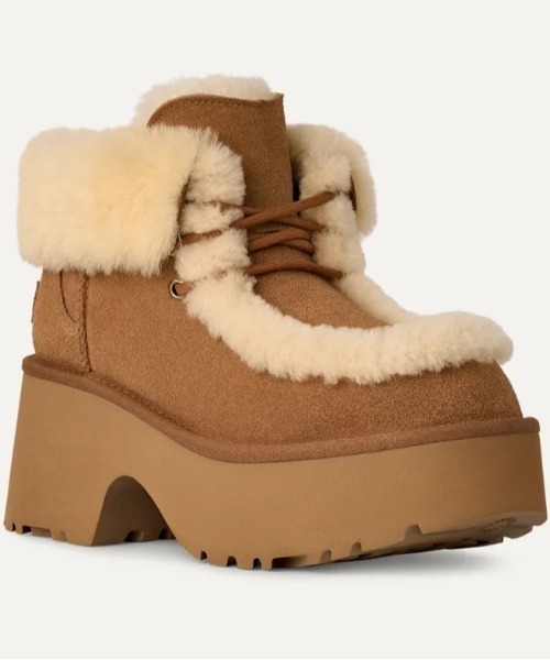 UGG(アグ)の「UGG/アグ/Esmee Lace Up/エスミー レース アップ/chestnut(ブーツ・レディース・ベージュ・6/7/8)」の2枚目の写真