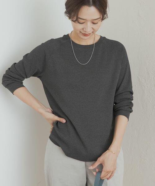 URBAN RESEARCH DOORS（アーバンリサーチドアーズ）の「『一部WEB限定カラー』ソフトフライスプルオーバー（Tシャツ/カットソー・レディース・ブラウン/チャコールグレー/ブラック/ライトベージュ・MEDIUM）」の6枚目の写真