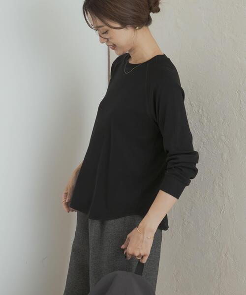 URBAN RESEARCH DOORS（アーバンリサーチドアーズ）の「『一部WEB限定カラー』ソフトフライスプルオーバー（Tシャツ/カットソー・レディース・ブラウン/チャコールグレー/ブラック/ライトベージュ・MEDIUM）」の18枚目の写真