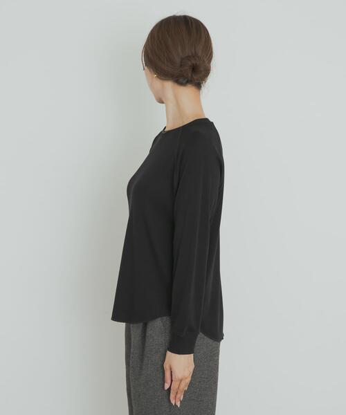 URBAN RESEARCH DOORS（アーバンリサーチドアーズ）の「『一部WEB限定カラー』ソフトフライスプルオーバー（Tシャツ/カットソー・レディース・ブラウン/チャコールグレー/ブラック/ライトベージュ・MEDIUM）」の22枚目の写真