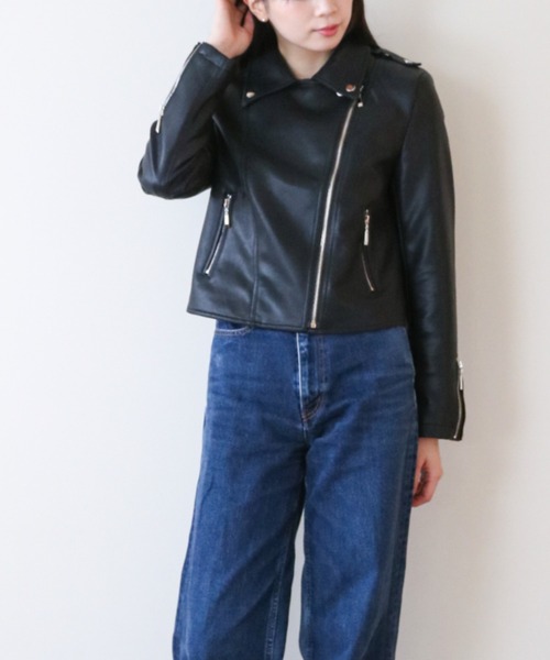 a lot of love(ア ロット オブ ラブ)の「スマートシルエット ライダースジャケット(ライダースジャケット・レディース・オフホワイト/ブラック・M/L/XL)」の11枚目の写真