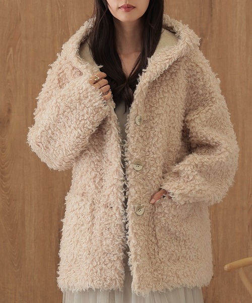 SUWDEE(スーディー)の「wool boa hooded coat(ムートンコート・レディース・チャコールグレー/ベージュ・FREE)」の11枚目の写真