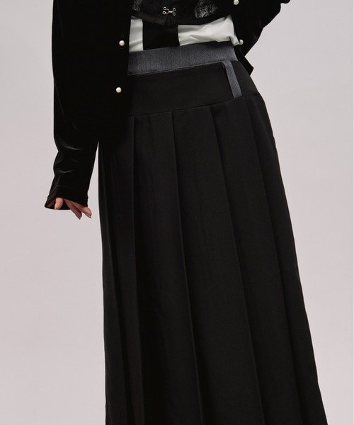 Ezick（エジック）の「pleats middle skirt ダブルウエストプリーツ