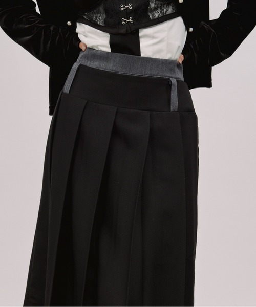 Ezick（エジック）の「pleats middle skirt ダブルウエストプリーツ