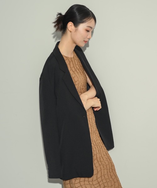 NEUNA（ヌナ）の「オーバーサイズテーラードジャケット（テーラードジャケット・レディース・ブラック/グレー/ブラウン・FREE）」の13枚目の写真