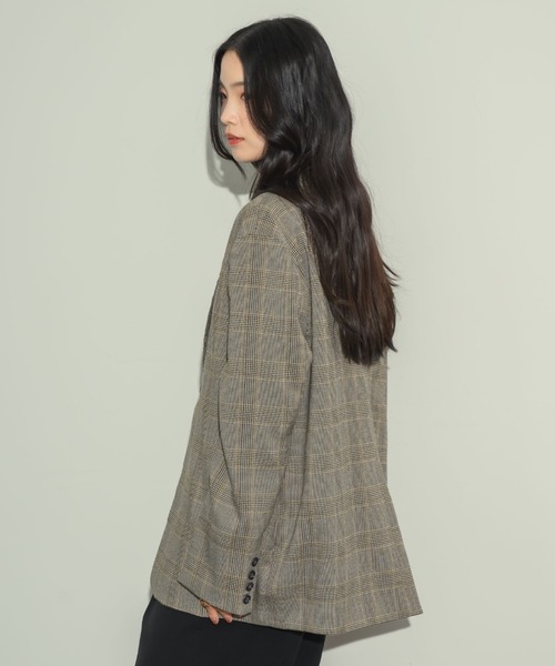 NEUNA（ヌナ）の「オーバーサイズテーラードジャケット（テーラードジャケット・レディース・ブラック/グレー/ブラウン・FREE）」の17枚目の写真