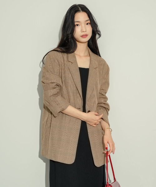 NEUNA（ヌナ）の「オーバーサイズテーラードジャケット（テーラードジャケット・レディース・ブラック/グレー/ブラウン・FREE）」の5枚目の写真