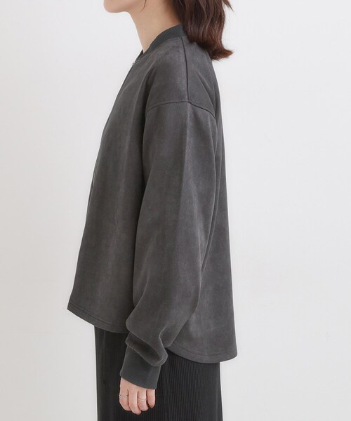 SHOO・LA・RUE（シューラルー）の「【S-LL】柔らかくて軽い さっと羽織れるフェイクスエードブルゾン【CIRCRIC】（カーディガン/ボレロ・レディース・ブラウン系/チャコールグレー・01/02/03/04）」の12枚目の写真