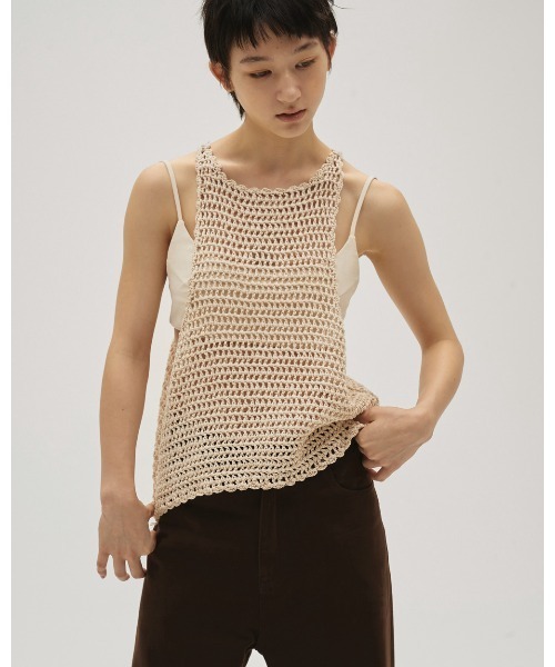 TODAYFUL(トゥデイフル)の「Scallop Knit Tanktop(タンクトップ・レディース・レッド/ブラック/アイボリー・FREE)」の5枚目の写真