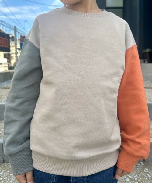 Right-on（ライトオン）の「【Refurbish】袖配色 スウェットプルオーバー (カラフル / 個性的 / アクセント / 子供服 / 快適)（スウェット・キッズ・ブラック/ベージュ/ブルー/オフホワイト・110/120/130/140/150/160）」の18枚目の写真