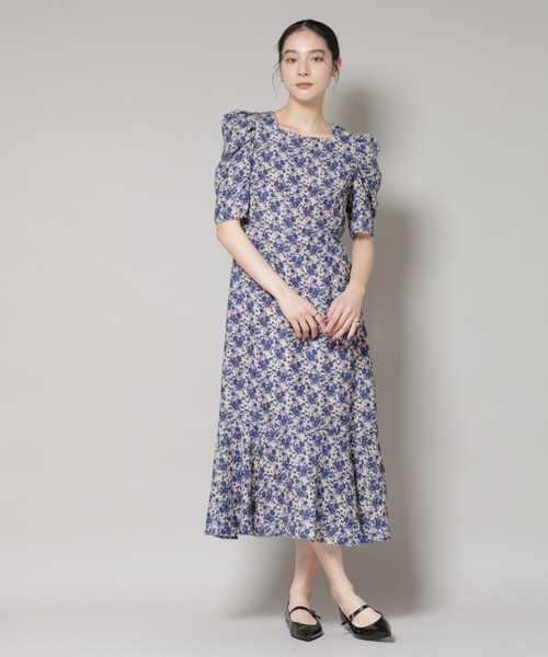 troisiemeCHACO(トロワズィエムチャコ)の「troisieme chaco/CUT JACQUARD PRINT ワンピース(ワンピース・レディース・ベージュ/グリーン・38)」の12枚目の写真