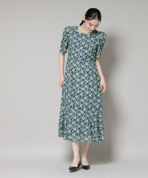 troisiemeCHACO(トロワズィエムチャコ)の「troisieme chaco/CUT JACQUARD PRINT ワンピース(ワンピース・レディース・ベージュ/グリーン・38)」の21枚目の写真