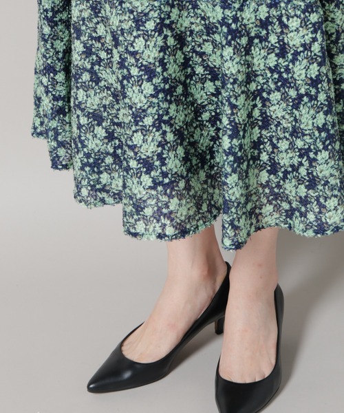 troisiemeCHACO(トロワズィエムチャコ)の「troisieme chaco/CUT JACQUARD PRINT ワンピース(ワンピース・レディース・ベージュ/グリーン・38)」の8枚目の写真