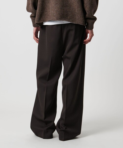 H BEAUTY&YOUTH UNITED ARROWS(エイチビューティーアンドユースユナイテッドアローズ)の「<H>ウーステッド 2プリーツ ワイドパンツ(スラックス・メンズ・ブラック/ダークブラウン・L/S/M)」の15枚目の写真