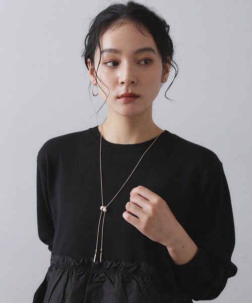 OPAQUE.CLIP（オペークドットクリップ）の「パール調ビジュースライドネックレス（ネックレス・レディース・ゴールド/シルバー・00）」の5枚目の写真