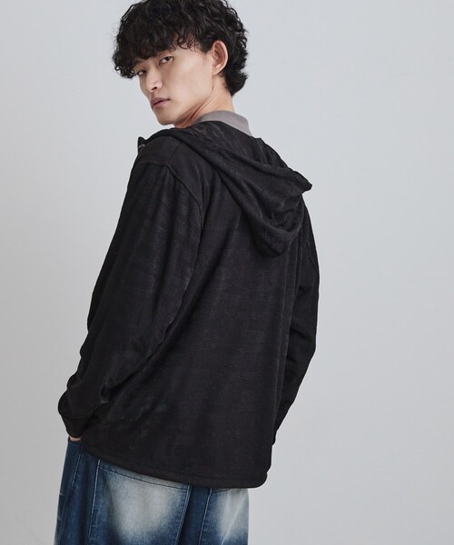 tk.TAKEO KIKUCHI（ティーケータケオキクチ）の「ジャカードジップパーカー（パーカー・メンズ・ダークブラウン/ブラック/グレー・02/03/04）」の8枚目の写真