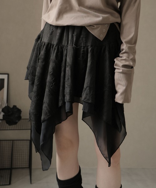 Ulysses（ユリシス）の「裾アシメデザインミニスカート（スカート・レディース・ブラウン/ダークグレー/ブラック・F）」の17枚目の写真