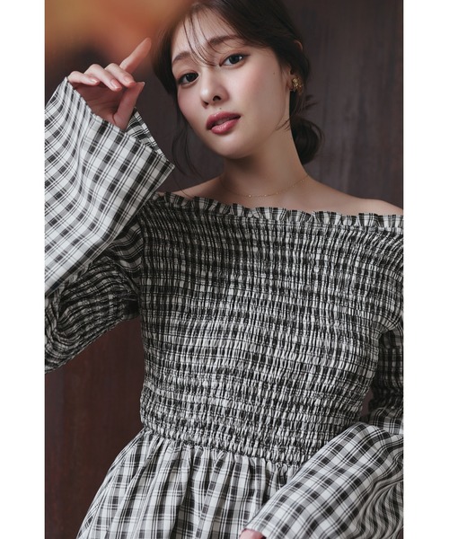 Her lip to（ハーリップトゥー）の「Checked Flared Peplum Top（シャツ/ブラウス・レディース・ベージュ/ブラウン/ブラック/ホワイト×ブラック・M/S）」の7枚目の写真