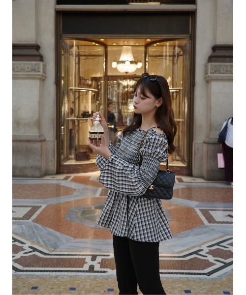 Her lip to（ハーリップトゥー）の「Checked Flared Peplum Top（シャツ/ブラウス・レディース・ベージュ/ブラウン/ブラック/ホワイト×ブラック・M/S）」の16枚目の写真
