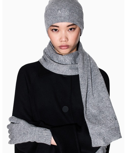 ARMANI EXCHANGE(アルマーニエクスチェンジ)の「【A|X アルマーニ エクスチェンジ】<ZOZO限定>AXロゴ ニット帽(ニットキャップ/ビーニー・レディース・グレー/ブラック・FREE)」の4枚目の写真