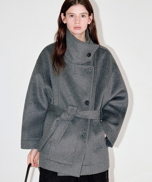 スタンドカラー ウエストベルト付き ウールハーフコート FD25W035