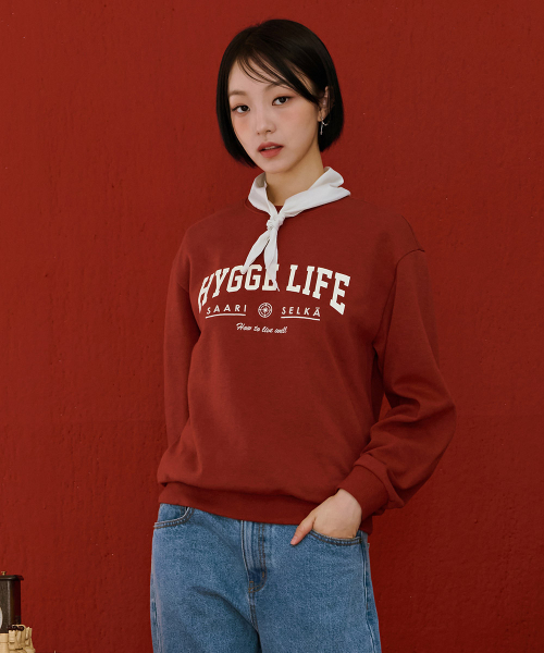 CHASECULT(チェイスカルト)の「共用エッセンシャルアーチレタリングスウェット-DERU5111B0R(スウェット・レディース・バーガンディー・90/100/95/105)」の2枚目の写真