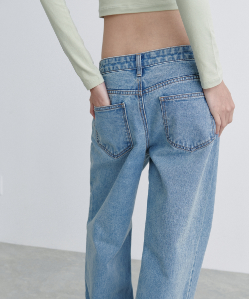 MUSINSA STANDARD WOMAN（ムシンサスタンダードウーマン）の「ウィメンズ ローライズワイドデニムパンツ [ライトインディゴ]（デニムパンツ・レディース・その他・27/28/29/30/24/25/26）」の6枚目の写真