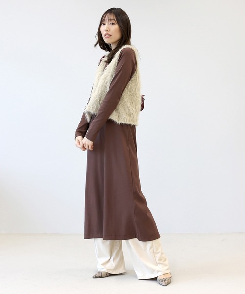Aletta vita(アレッタビータ)の「T/Cリブ長袖ロングワンピース(ワンピース・レディース・ブラック/ブラウン・M)」の15枚目の写真