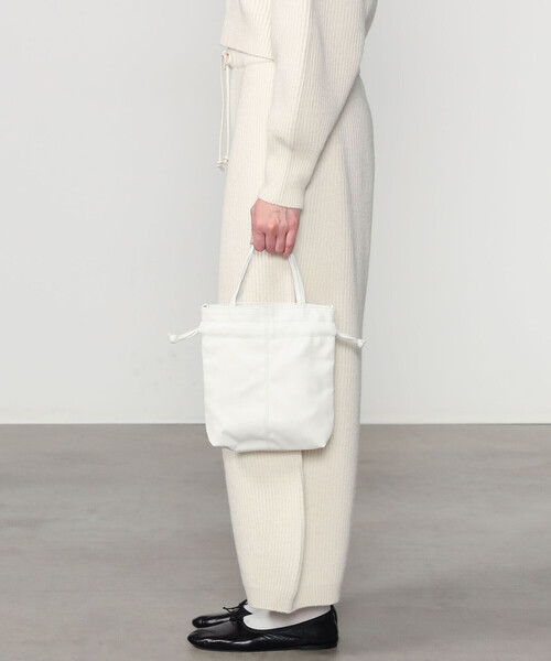 Bshop(ビショップ)の「eunoia | 2WAY クロスバッグ CREAM WOMEN(ショルダーバッグ・レディース・クリーム・ONE)」の9枚目の写真