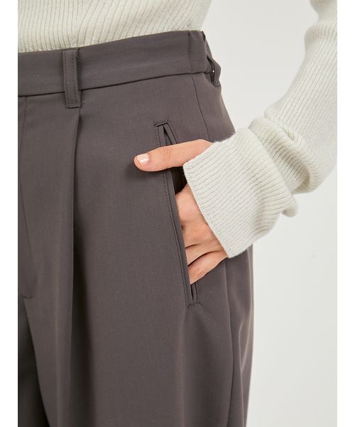 emmi(エミ)の「タックワイドパンツ(その他パンツ・レディース・ダークグレー/ブラウン/オリーブ・0/1)」の9枚目の写真