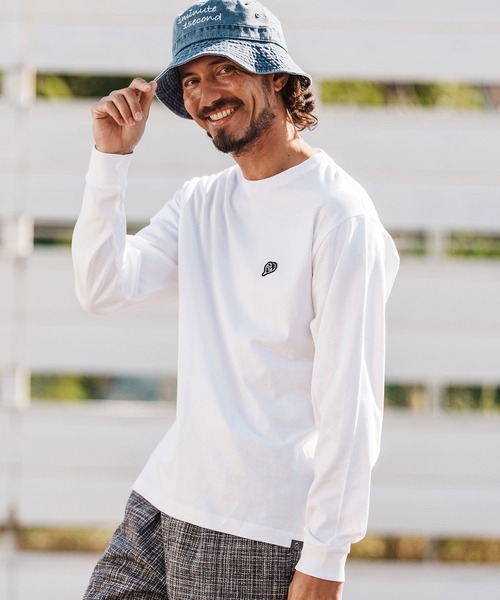 1minute 1second(ワンミニットワンセカンド)の「mlt5502-6oz long sleeve shirt with heart patch ロングスリーブTシャツ(1M26H270)(Tシャツ/カットソー・メンズ・ブラック/ネイビー系/ホワイト・S/M/L/XL)」の1枚目の写真