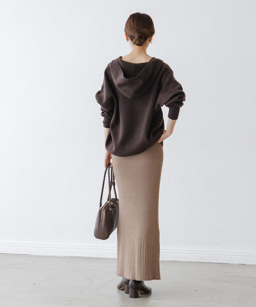 Noble(ノーブル)の「《追加2》リブニットタイトスカート(スカート・レディース・ブラック/ホワイト系その他/ベージュ/チャコールグレー/モカ・FREE)」の13枚目の写真