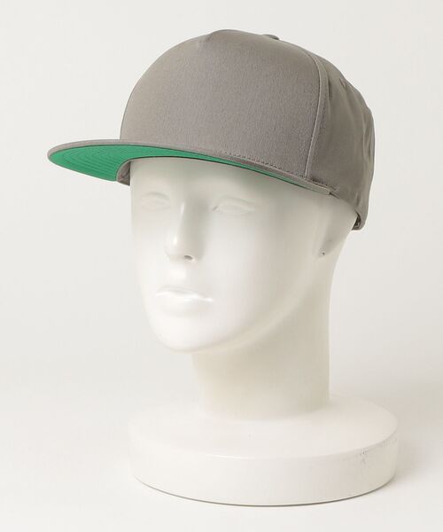 FLEXFIT（フレックスフィット）の「【PH3】【FLEXFIT/フレックスフィット】YUPOONG 5 Panel Cotton Twill Snapback 6007（キャップ・メンズ・レッド/ホワイト/グレー・FREE）」の3枚目の写真