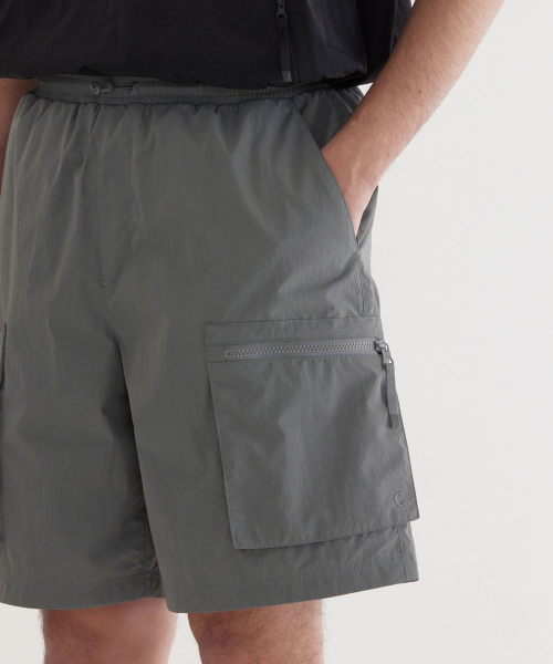COVERNAT（カバーナット）の「ウーブンユーティリティレギュラーカーゴショーツSage Gray（その他パンツ・レディース・その他・SMALL/MEDIUM/LARGE/X-LARGE/XX-LARGE）」の7枚目の写真