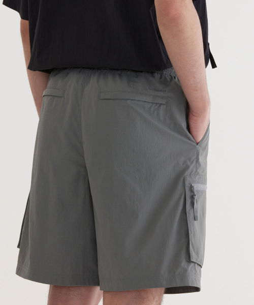 COVERNAT（カバーナット）の「ウーブンユーティリティレギュラーカーゴショーツSage Gray（その他パンツ・レディース・その他・SMALL/MEDIUM/LARGE/X-LARGE/XX-LARGE）」の8枚目の写真