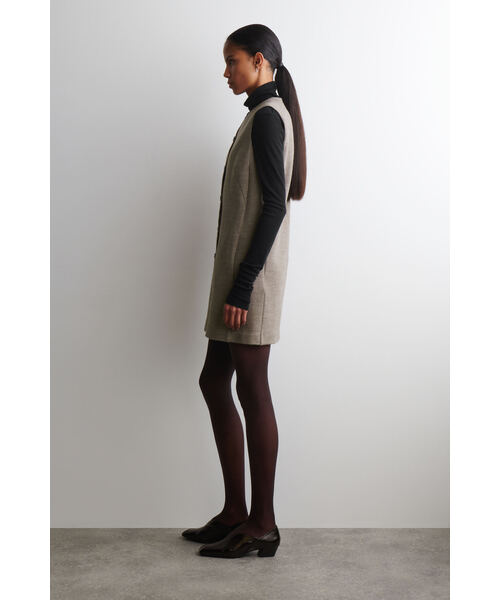 COS（コス）の「メリノウールボタンミニドレス（ワンピース・レディース・ベージュ/ブラック・XL/XS/36/38/M/L）」の12枚目の写真