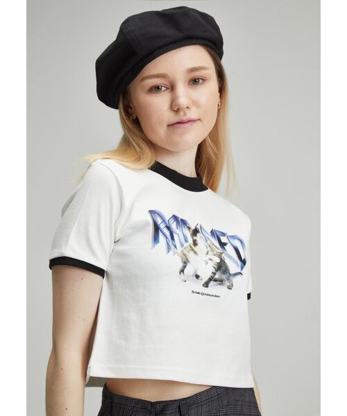 RADINEO(ラディネオ)の「キャットアンドパンチングホワイトクロップトップ(Tシャツ/カットソー・レディース・その他・FREE)」の1枚目の写真