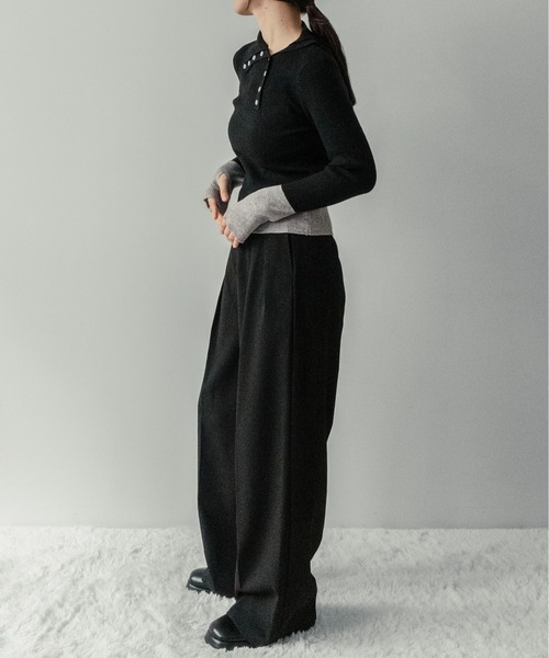 on:nue（オンニュ）の「【on:nue】[着用動画あり！] バイカラーボタンデザインサムホールニット（ニット/セーター・レディース・アイボリー/ブラック/イエロー/ブラウン・FREE）」の12枚目の写真