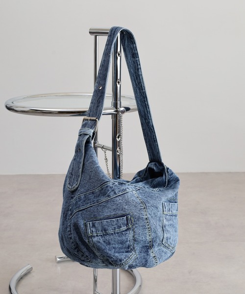 crossi(クロッシー)の「パッチポケットデニムショルダーバッグ(ショルダーバッグ・レディース・ブルー/ブラック/ネイビー・FREE)」の2枚目の写真