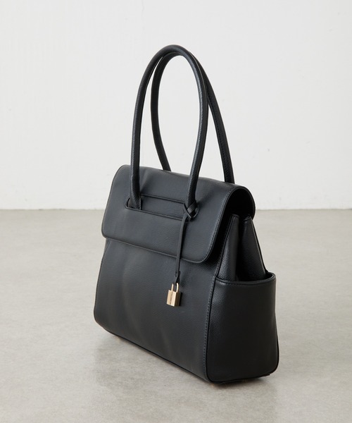 PAPILLONNER(パピヨネ)の「PAPILLONNER/ベーシックフラップトートバッグ/セレモニー(トートバッグ・レディース・ブラック/ベージュ・FREE)」の14枚目の写真