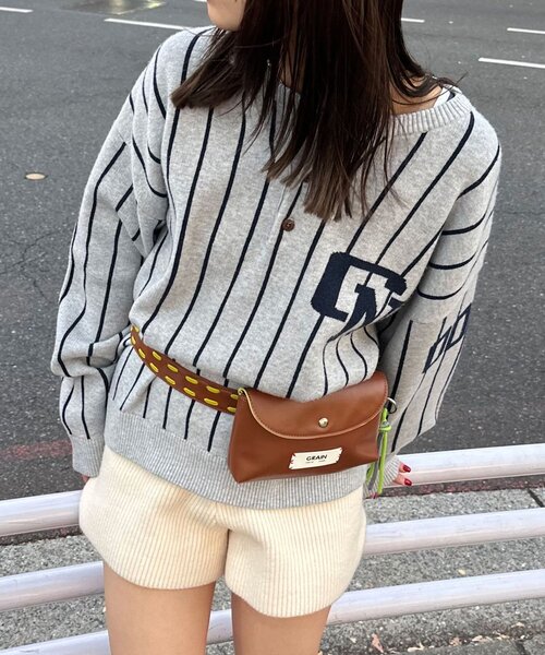 CIAOPANIC（チャオパニック）の「ストライプベースボールスウェットライクニット（ニット/セーター・レディース・グレー/ネイビー・MEDIUM/LARGE）」の2枚目の写真