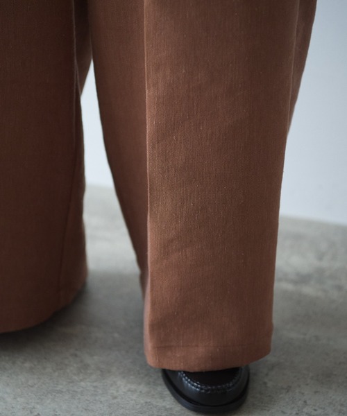 yuni(ユニ )の「Linen/Polyester wide パンツ(その他パンツ・レディース・ブラウン/ブラック・S/M)」の3枚目の写真