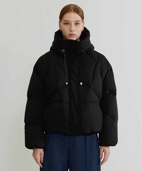 YOSOOU（ヨソオウ）の「【粧う/YOSOOU/ヨソオウ】Cloak Coat（ダウン