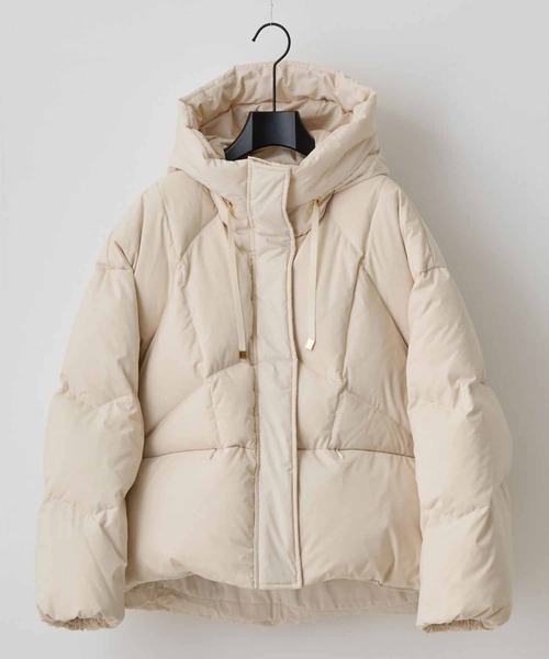 YOSOOU フード付きダウンジャケット ホワイト YOSOOU/ヨソオウ】HOOD COCON JACKET/フードコクーンジャケット