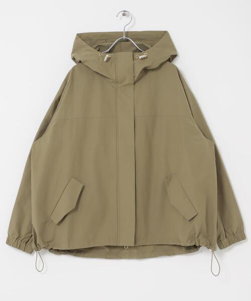 ITEMS URBANRESEARCH（アイテムズ アーバンリサーチ）の「『イージーケア』撥水マウンテンパーカー（マウンテンパーカー・レディース・ブラック/ホワイト系その他/ベージュ系その他・FREE）」の9枚目の写真