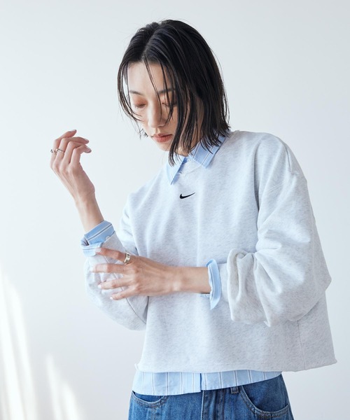 NIKE(ナイキ)の「ナイキ スポーツウェア チル テリー ウィメンズ オーバーサイズド フレンチ テリー クルーネック スウェットシャツ / Nike Sportswear Chill Terry Women's Oversized French Terry Crew-Neck Sweatshirt IF0229-051 Birch Heather(スウェット・レディース・ミックスグレー・L/XS/S/XL/M)」の9枚目の写真