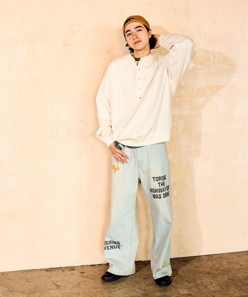 niko and...(ニコアンド)の「裏毛ピグメントヘンリープルオーバー(Tシャツ/カットソー・メンズ・オフホワイト/チャコール/ライトブラウン/グリーン・MEDIUM/LARGE)」の5枚目の写真