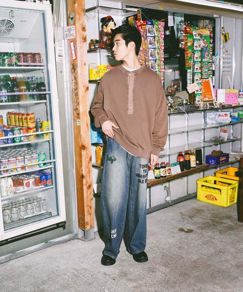 niko and...(ニコアンド)の「裏毛ピグメントヘンリープルオーバー(Tシャツ/カットソー・メンズ・オフホワイト/チャコール/ライトブラウン/グリーン・MEDIUM/LARGE)」の21枚目の写真