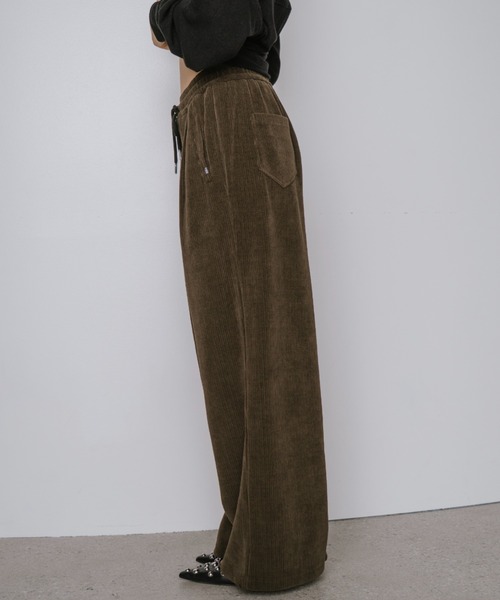 VION（ヴィオン）の「コーデュロイイージーワイドパンツ / Corduroy Easy Wide Pants（その他パンツ・レディース・ブラック/カーキ・FREE）」の11枚目の写真