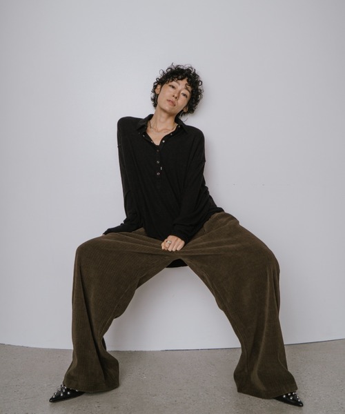 VION（ヴィオン）の「コーデュロイイージーワイドパンツ / Corduroy Easy Wide Pants（その他パンツ・レディース・ブラック/カーキ・FREE）」の14枚目の写真